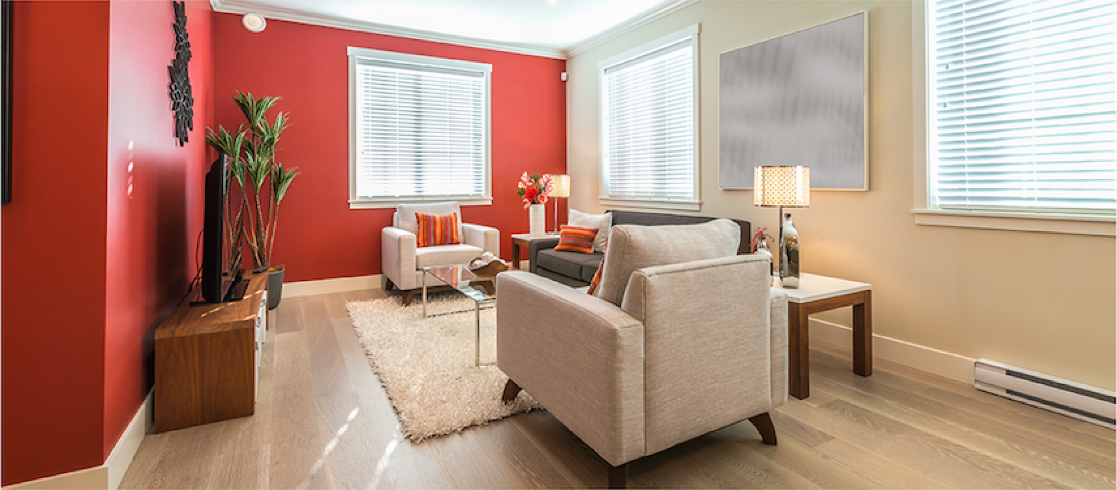 showroom-mj83fhatw9mpl1qt34iw9ijoqdt9ejgg37epki1eds